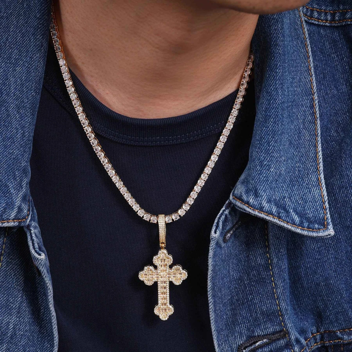 Cloud Cross Anhänger + Kette