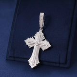Caelum VVS1 Cross Anhänger + Kette